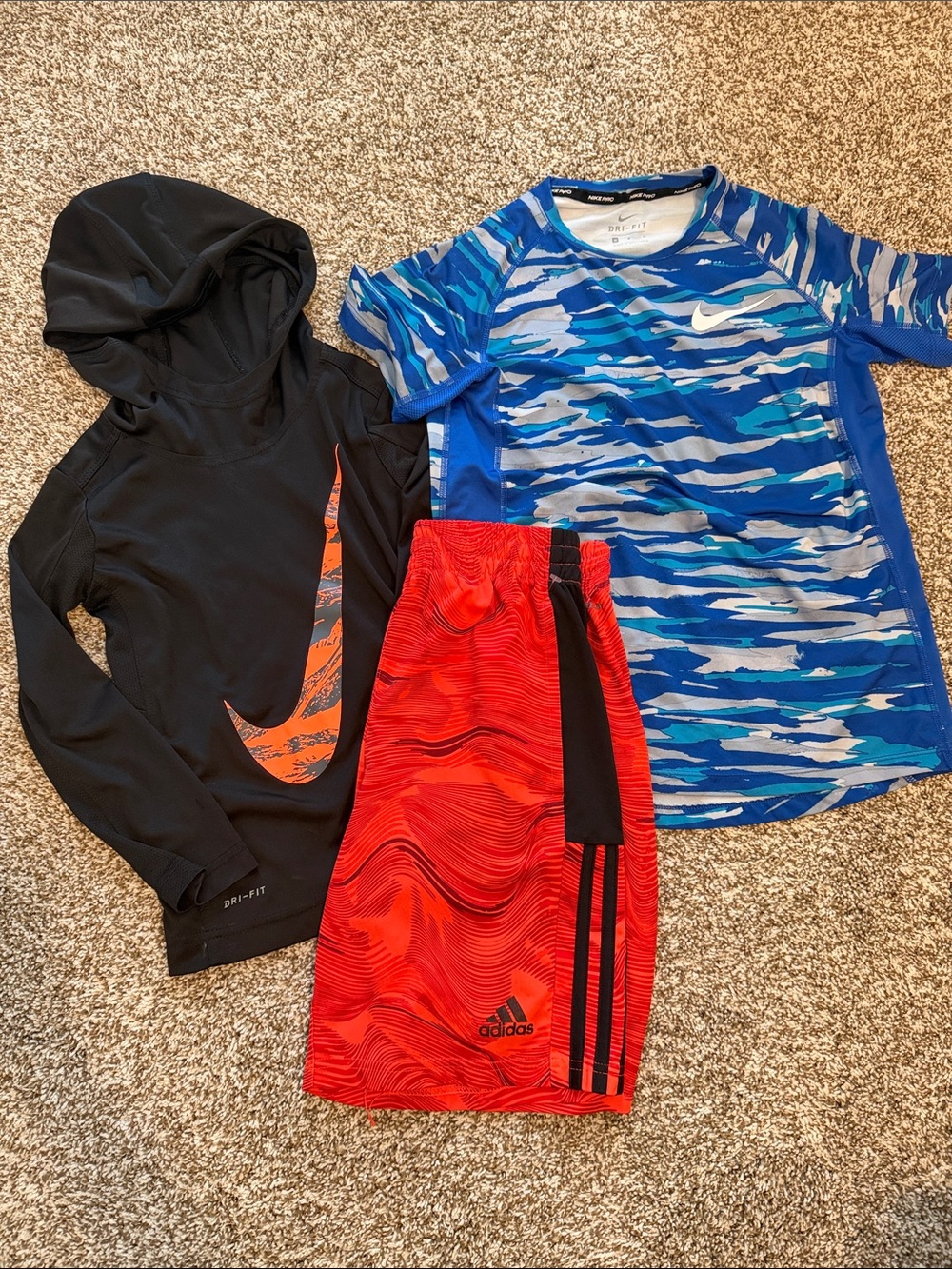 Nike & Adidas Kids / Boys Bundle of 3 - Size M - DriFit Shirts and Short